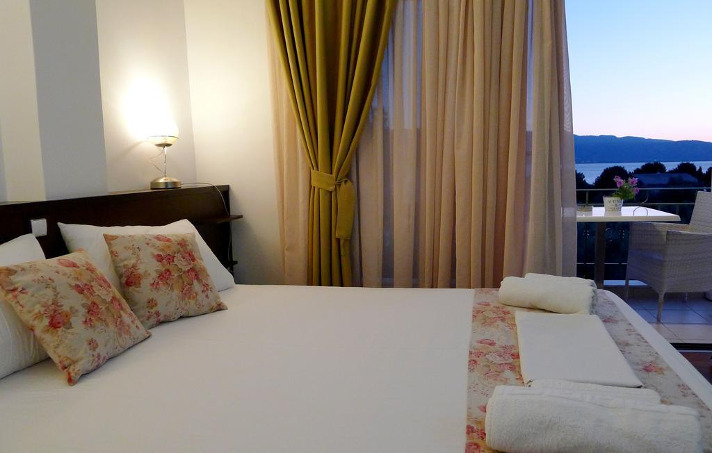 Ampoulos Rooms & Apartments Kedro Екстериор снимка