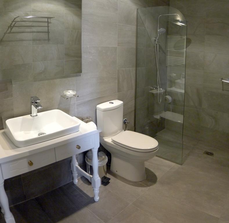 Ampoulos Rooms & Apartments Kedro Екстериор снимка